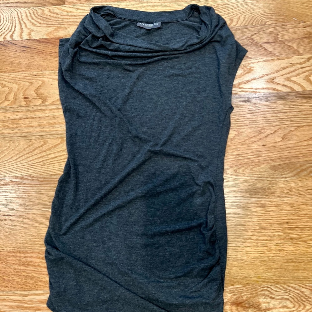 EUC Pea in the Pod Maternity Top